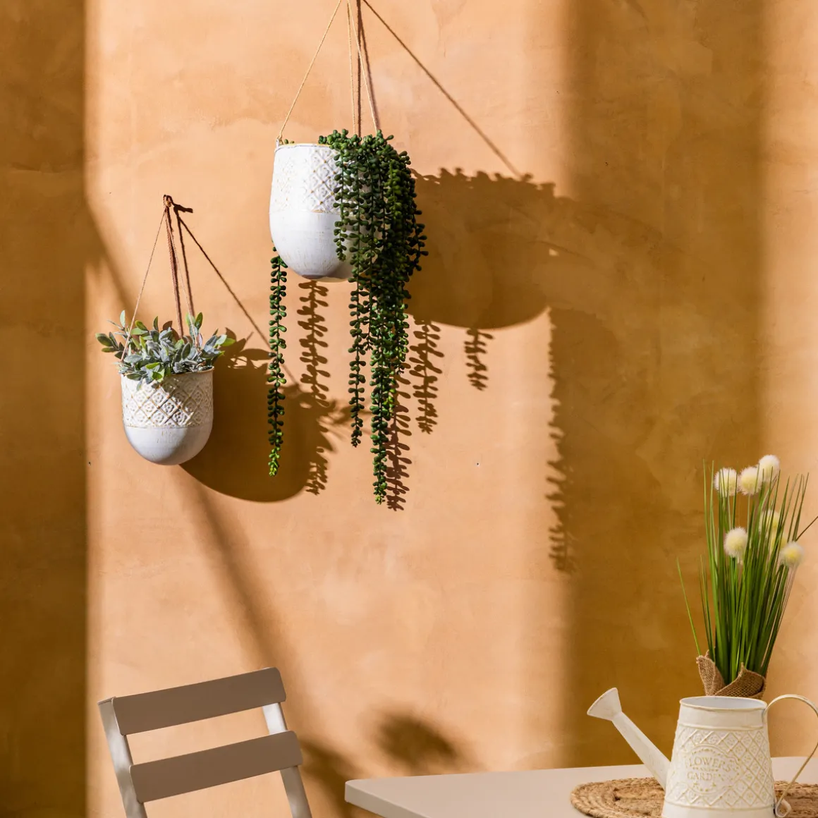 2 cache-pots suspendus "Tino"