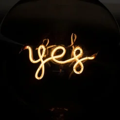 Ampoule LED "Yes"