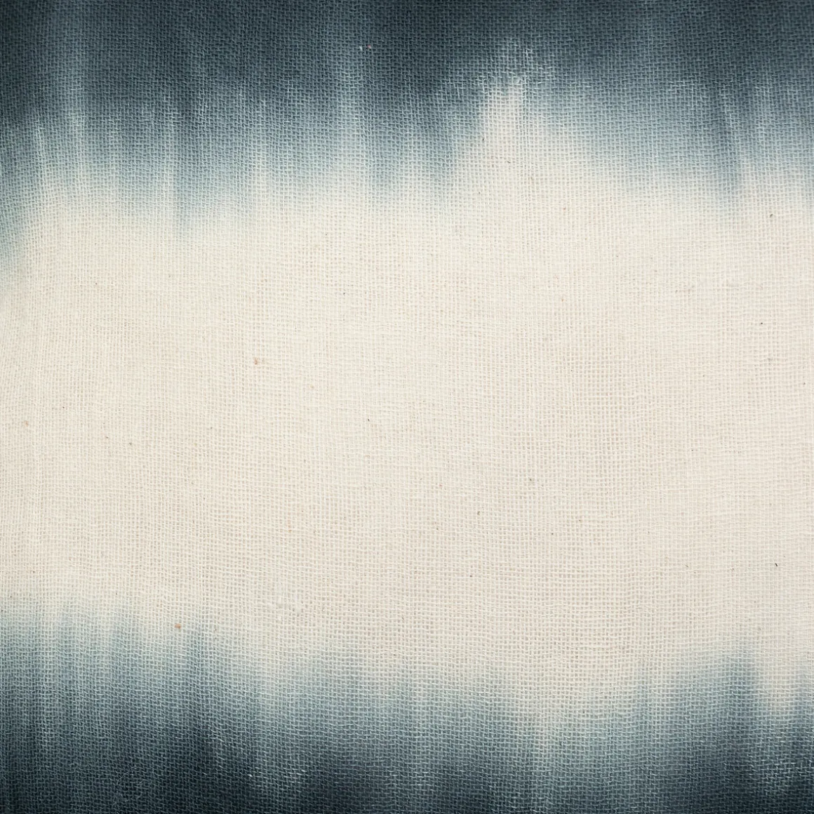 Coussin tie and dye "Inuit dreams"