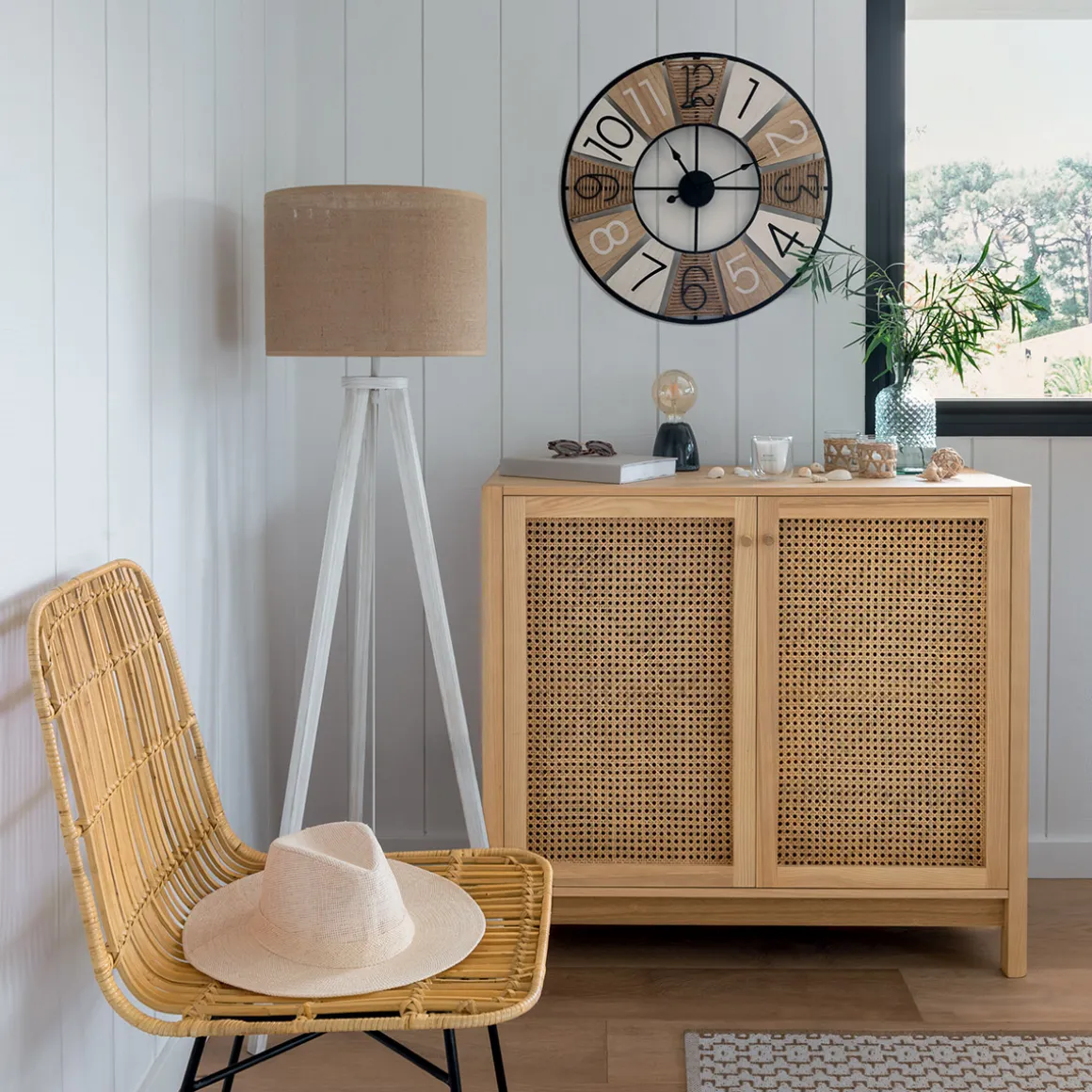 Lampadaire trépied "Elva"