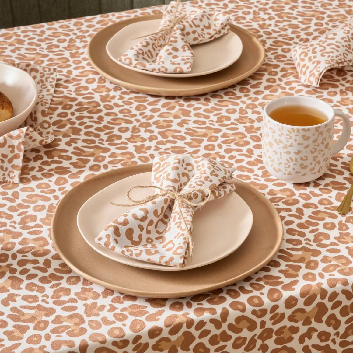 Lot de 4 serviettes de table "Leopadi"